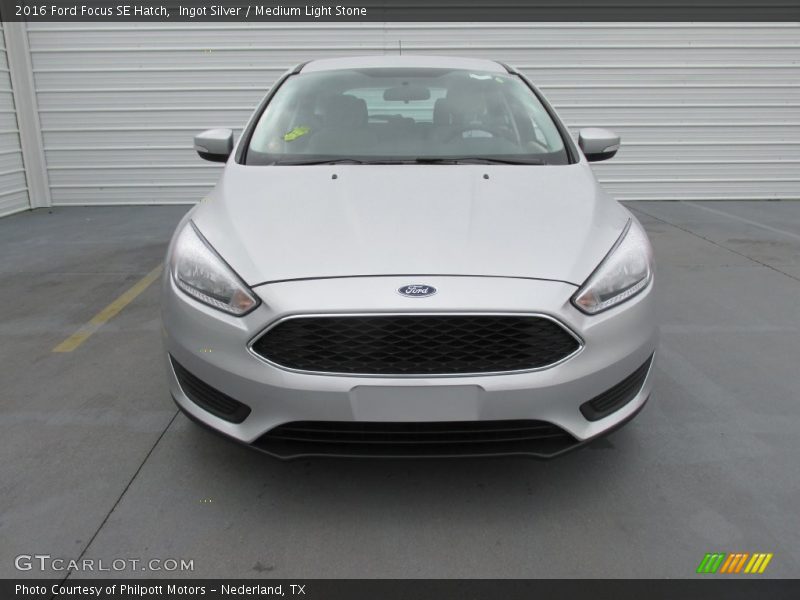 Ingot Silver / Medium Light Stone 2016 Ford Focus SE Hatch