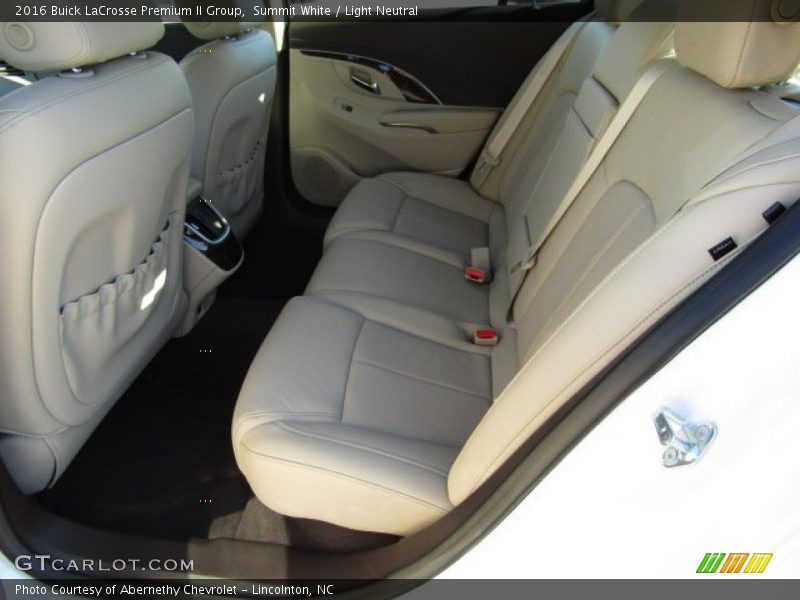 Summit White / Light Neutral 2016 Buick LaCrosse Premium II Group