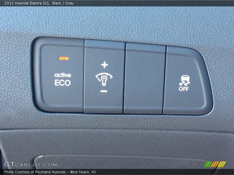 Black / Gray 2013 Hyundai Elantra GLS