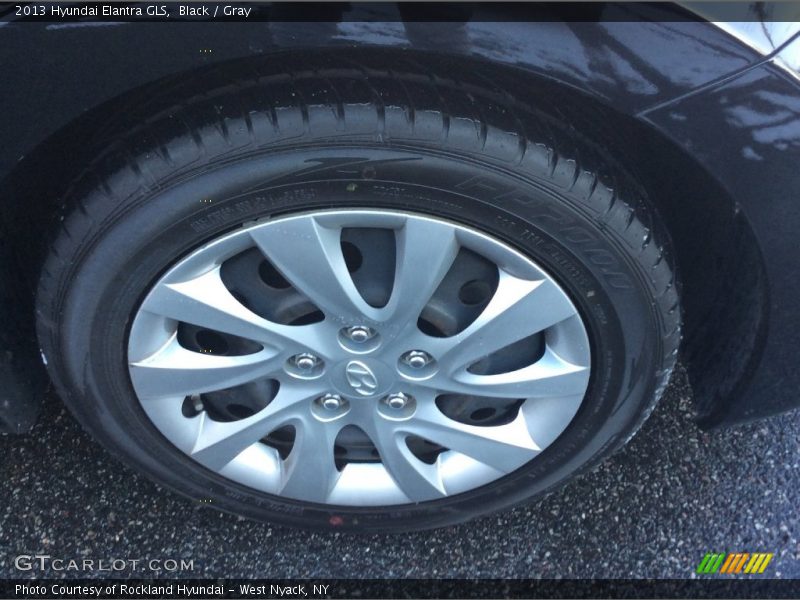 Black / Gray 2013 Hyundai Elantra GLS