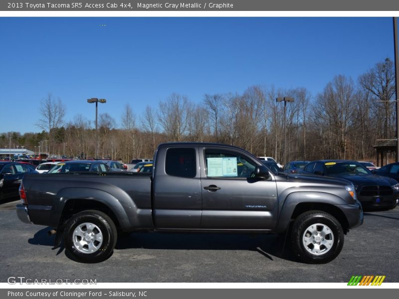 Magnetic Gray Metallic / Graphite 2013 Toyota Tacoma SR5 Access Cab 4x4