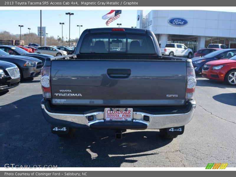 Magnetic Gray Metallic / Graphite 2013 Toyota Tacoma SR5 Access Cab 4x4