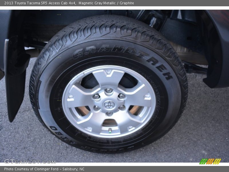 Magnetic Gray Metallic / Graphite 2013 Toyota Tacoma SR5 Access Cab 4x4