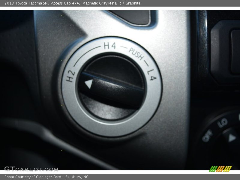 Magnetic Gray Metallic / Graphite 2013 Toyota Tacoma SR5 Access Cab 4x4