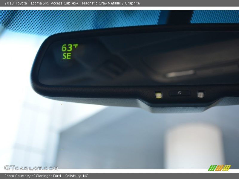 Magnetic Gray Metallic / Graphite 2013 Toyota Tacoma SR5 Access Cab 4x4