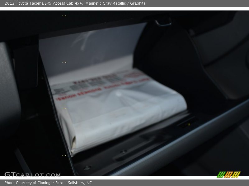 Magnetic Gray Metallic / Graphite 2013 Toyota Tacoma SR5 Access Cab 4x4