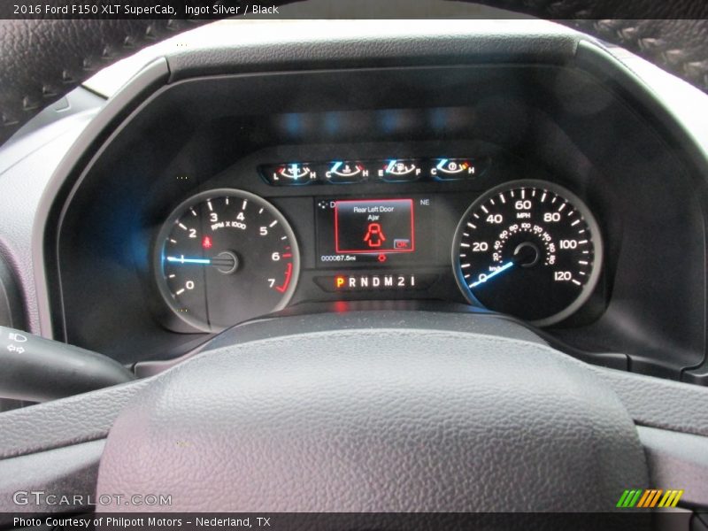 Ingot Silver / Black 2016 Ford F150 XLT SuperCab