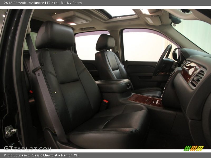 Black / Ebony 2012 Chevrolet Avalanche LTZ 4x4