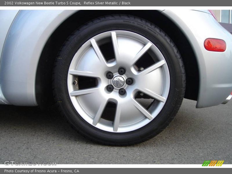 Reflex Silver Metallic / Black 2002 Volkswagen New Beetle Turbo S Coupe