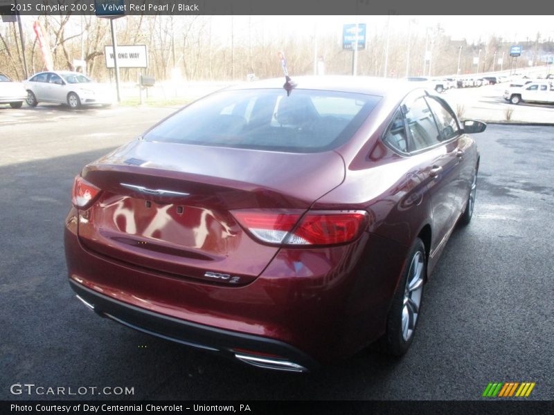 Velvet Red Pearl / Black 2015 Chrysler 200 S