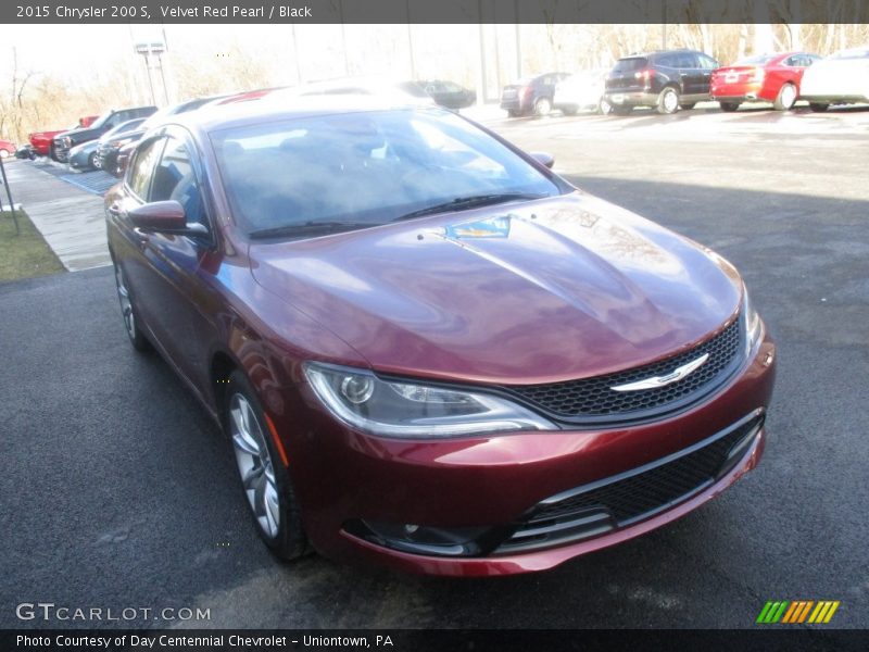 Velvet Red Pearl / Black 2015 Chrysler 200 S