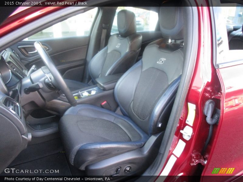 Velvet Red Pearl / Black 2015 Chrysler 200 S