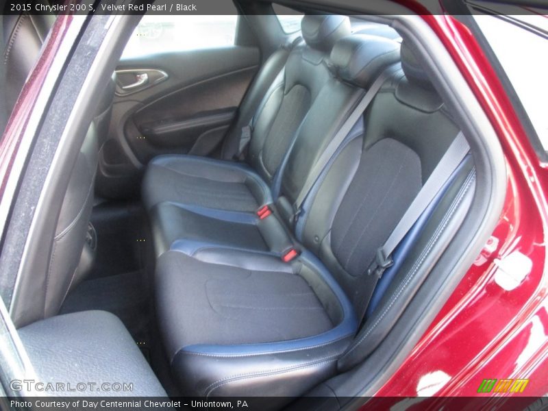 Velvet Red Pearl / Black 2015 Chrysler 200 S