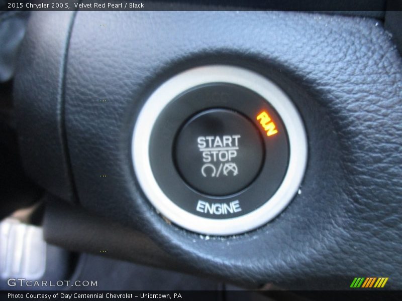 Velvet Red Pearl / Black 2015 Chrysler 200 S