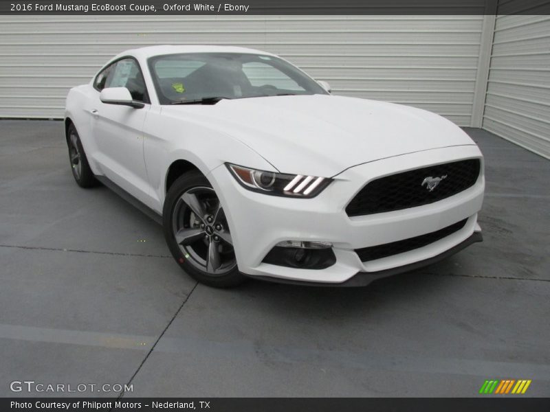 Oxford White / Ebony 2016 Ford Mustang EcoBoost Coupe