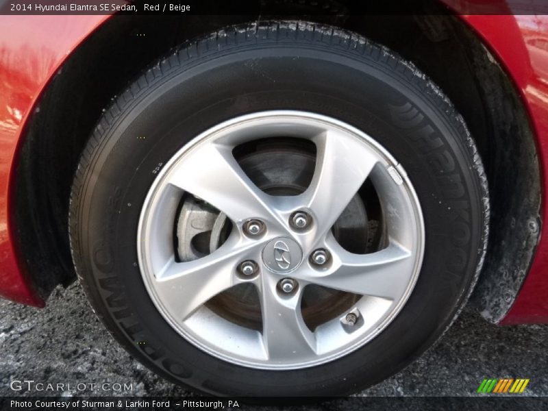 Red / Beige 2014 Hyundai Elantra SE Sedan