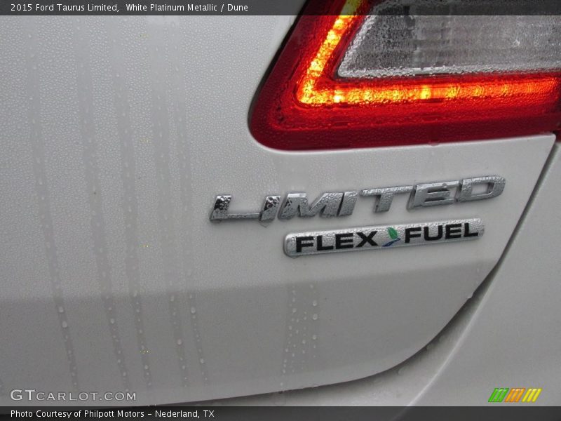 White Platinum Metallic / Dune 2015 Ford Taurus Limited