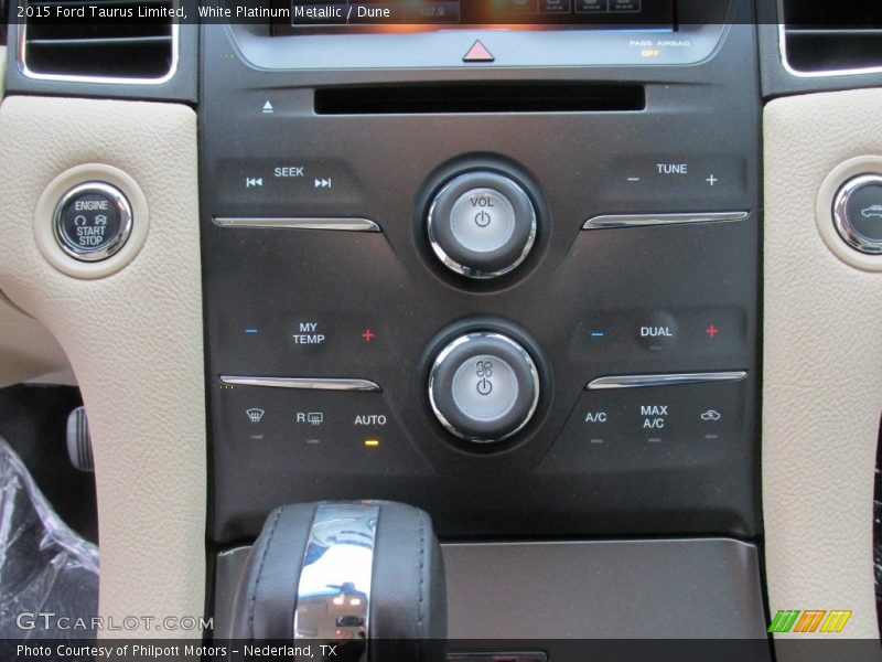 White Platinum Metallic / Dune 2015 Ford Taurus Limited