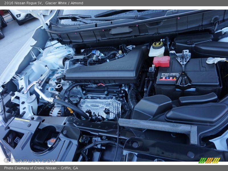 Glacier White / Almond 2016 Nissan Rogue SV