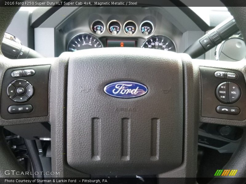 Magnetic Metallic / Steel 2016 Ford F250 Super Duty XLT Super Cab 4x4