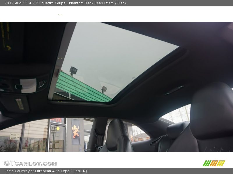 Phantom Black Pearl Effect / Black 2012 Audi S5 4.2 FSI quattro Coupe