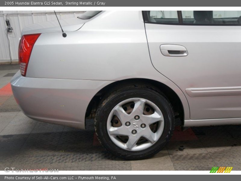 Sterling Metallic / Gray 2005 Hyundai Elantra GLS Sedan