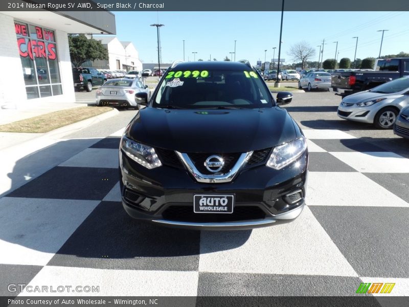 Super Black / Charcoal 2014 Nissan Rogue SV AWD