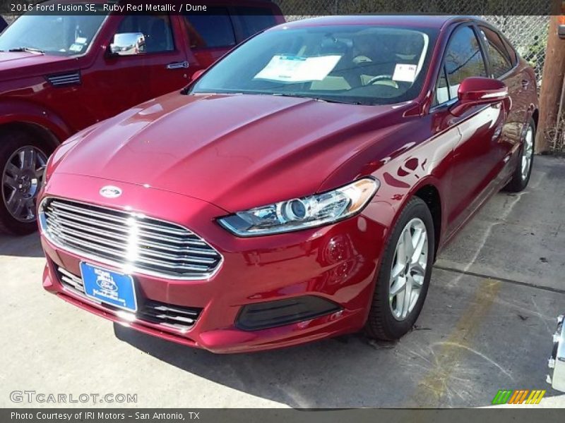 Ruby Red Metallic / Dune 2016 Ford Fusion SE
