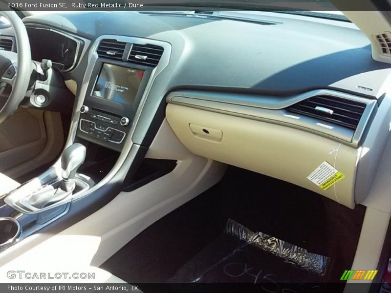 Ruby Red Metallic / Dune 2016 Ford Fusion SE