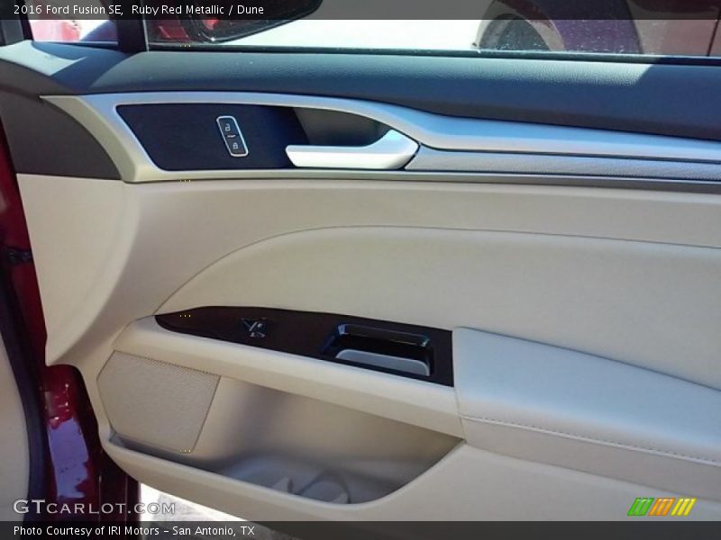 Ruby Red Metallic / Dune 2016 Ford Fusion SE