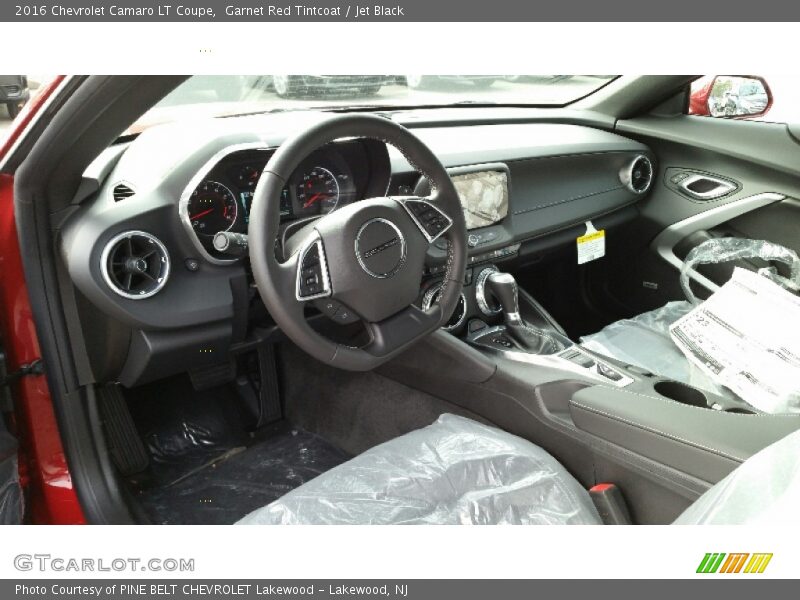 Garnet Red Tintcoat / Jet Black 2016 Chevrolet Camaro LT Coupe