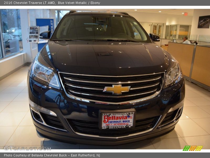 Blue Velvet Metallic / Ebony 2016 Chevrolet Traverse LT AWD
