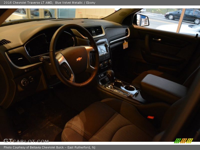 Blue Velvet Metallic / Ebony 2016 Chevrolet Traverse LT AWD