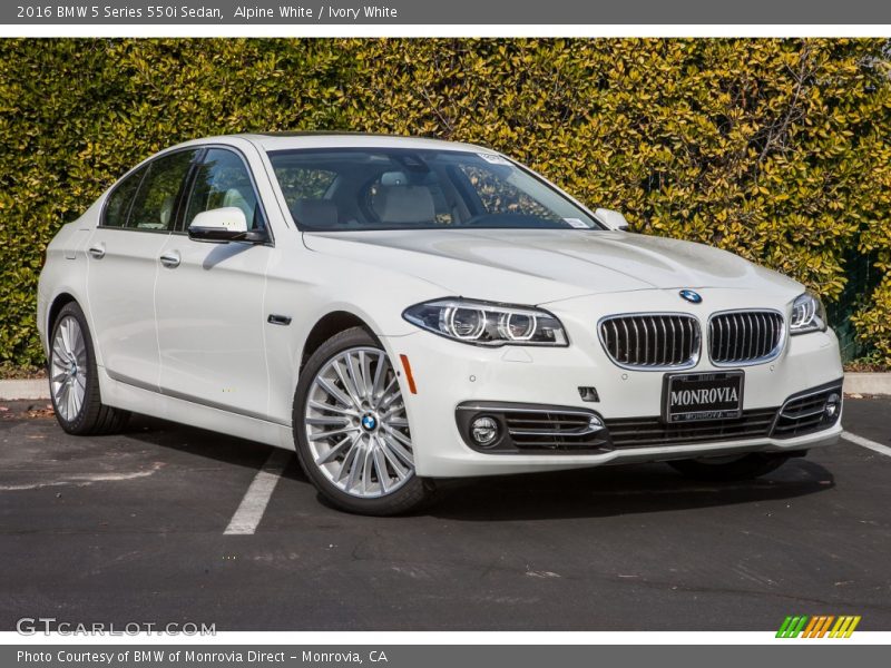 Alpine White / Ivory White 2016 BMW 5 Series 550i Sedan