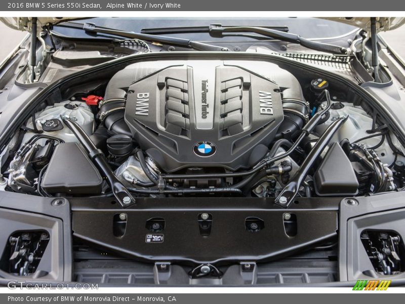 Alpine White / Ivory White 2016 BMW 5 Series 550i Sedan
