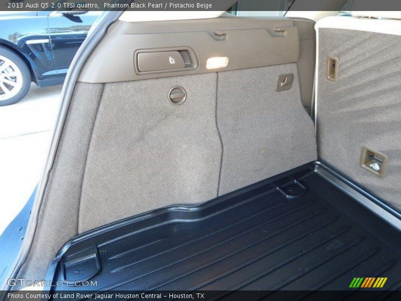 Phantom Black Pearl / Pistachio Beige 2013 Audi Q5 2.0 TFSI quattro