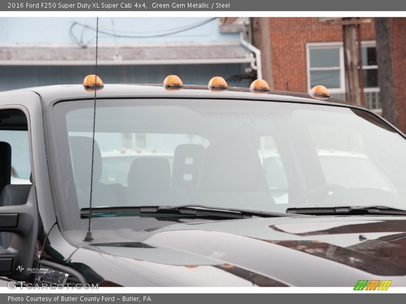 Green Gem Metallic / Steel 2016 Ford F250 Super Duty XL Super Cab 4x4