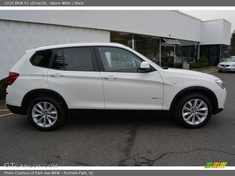 Alpine White / Black 2016 BMW X3 xDrive28i