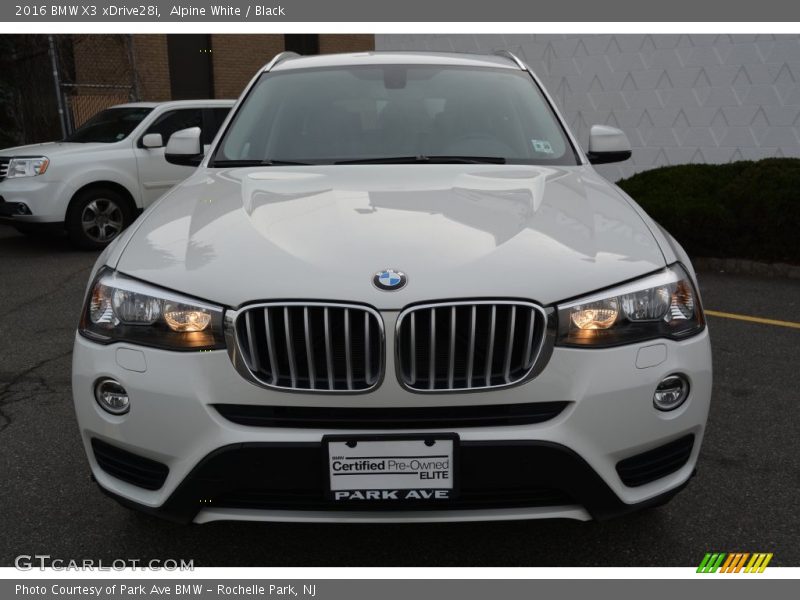 Alpine White / Black 2016 BMW X3 xDrive28i