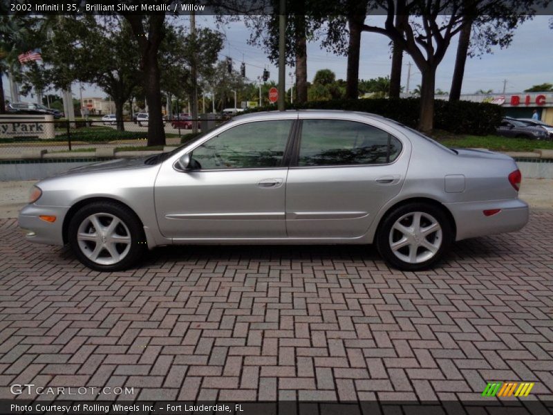 Brilliant Silver Metallic / Willow 2002 Infiniti I 35