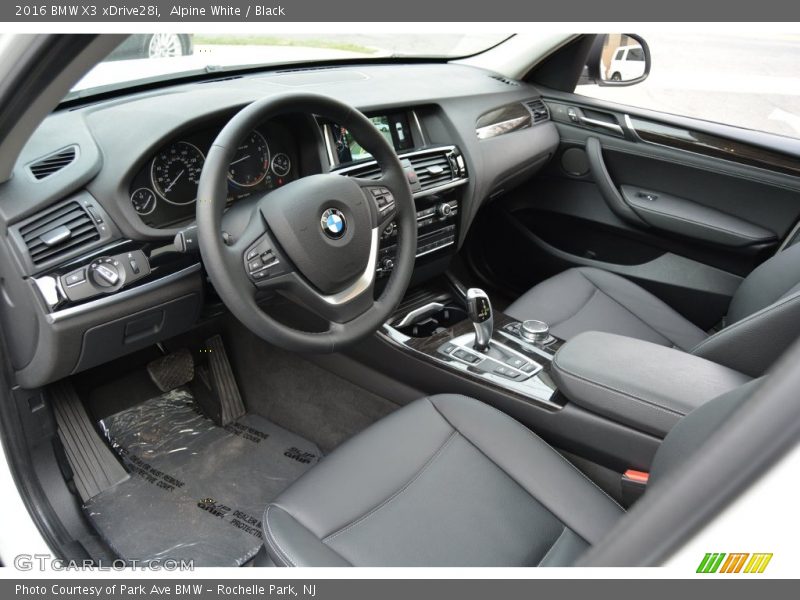 Alpine White / Black 2016 BMW X3 xDrive28i