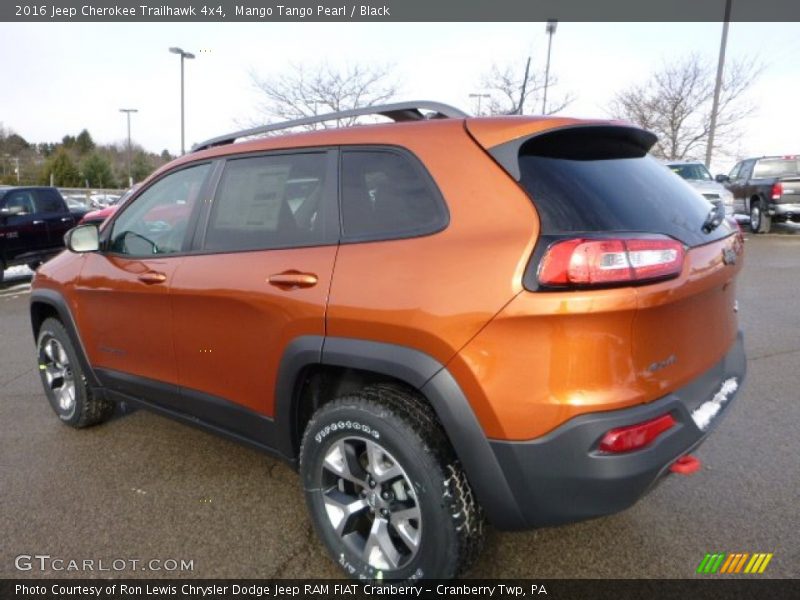 Mango Tango Pearl / Black 2016 Jeep Cherokee Trailhawk 4x4