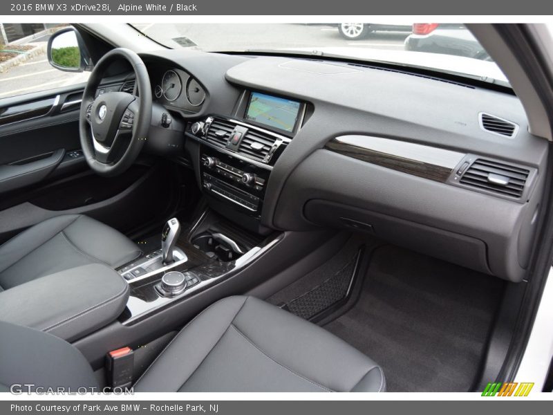 Alpine White / Black 2016 BMW X3 xDrive28i