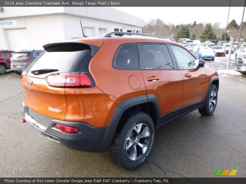 Mango Tango Pearl / Black 2016 Jeep Cherokee Trailhawk 4x4