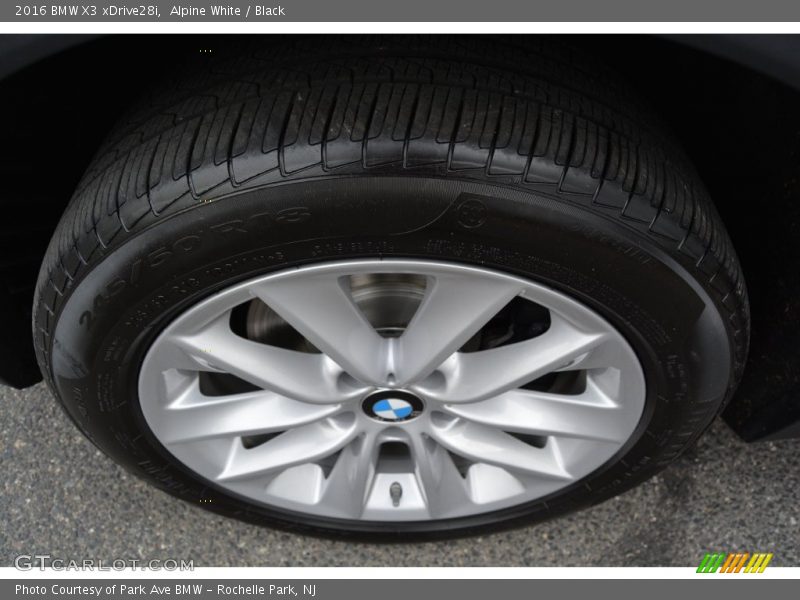 Alpine White / Black 2016 BMW X3 xDrive28i
