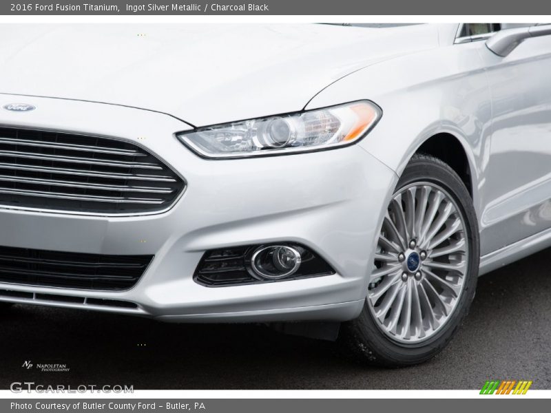 Ingot Silver Metallic / Charcoal Black 2016 Ford Fusion Titanium