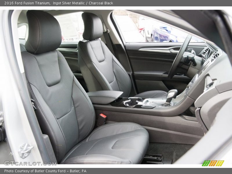 Ingot Silver Metallic / Charcoal Black 2016 Ford Fusion Titanium