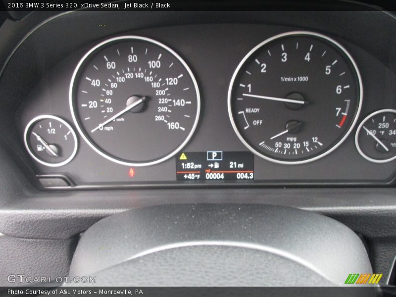 Jet Black / Black 2016 BMW 3 Series 320i xDrive Sedan