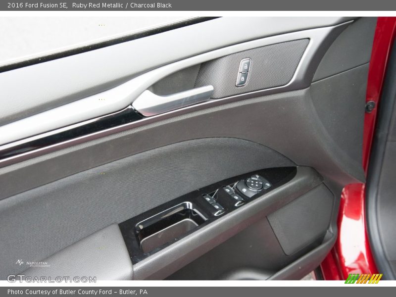 Ruby Red Metallic / Charcoal Black 2016 Ford Fusion SE