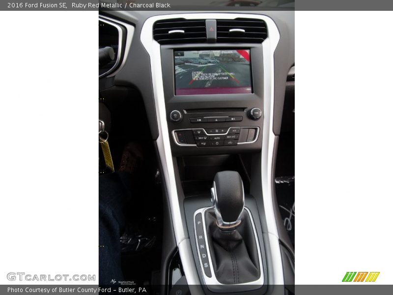Ruby Red Metallic / Charcoal Black 2016 Ford Fusion SE